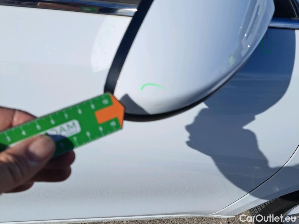  KIA  Cee'd KIA Ceed / 2018 / 5P / berlina con portón 1.0 MHEV 88kW (120CV) Drive DCT #32