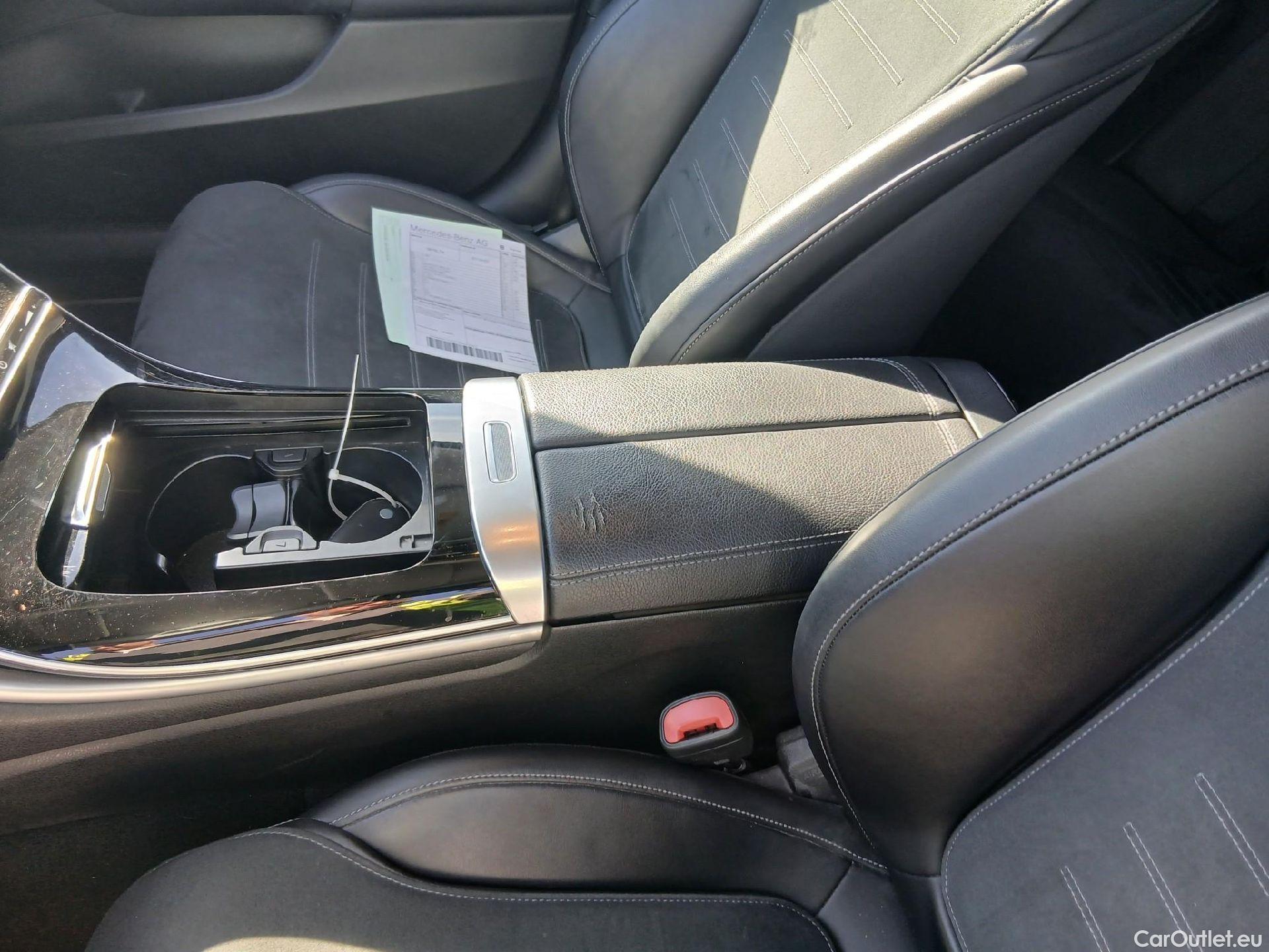  Mercedes  C-Klasse MERCEDES-BENZ Clase C / 2021 / 4P / sedán C 220 d #16