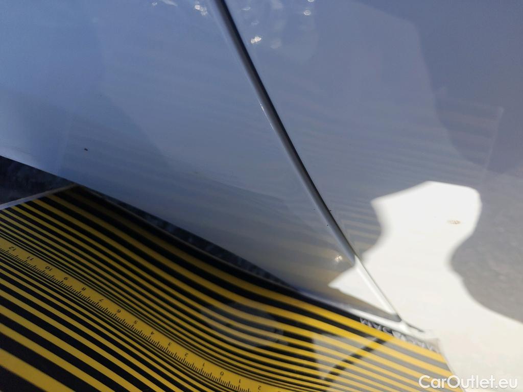  Hyundai  i30 HYUNDAI  / 2020 / 5P / berlina con portón 1.0 TGDI 48V Klass #54