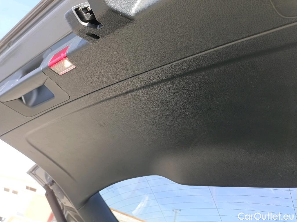  Mercedes  GLB MERCEDES-BENZ  / 2019 / 5P / todoterreno 1.3  200 DCT 120KW (163CV) #5