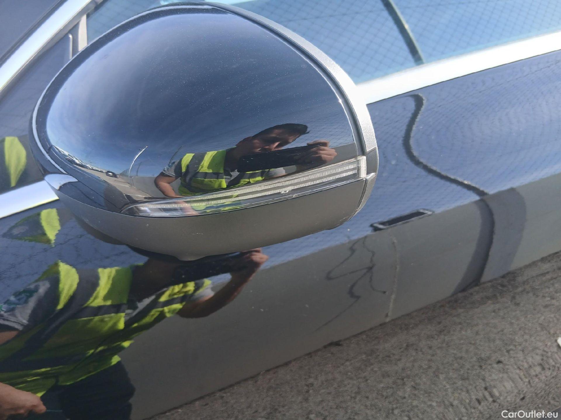  Mercedes  CLA-Klasse MERCEDES-BENZ CLA / 2019 / 5P / familiar CLA 200 D DCT Shooting Brake #9