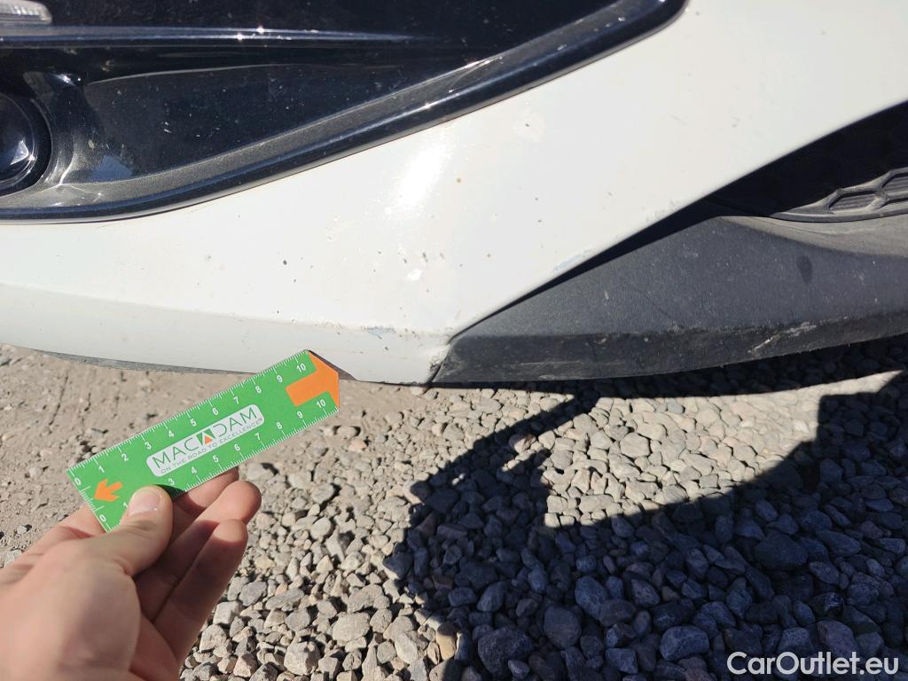  Hyundai  i30 HYUNDAI  / 2020 / 5P / berlina con portón 1.0 TGDI 48V Klass #39