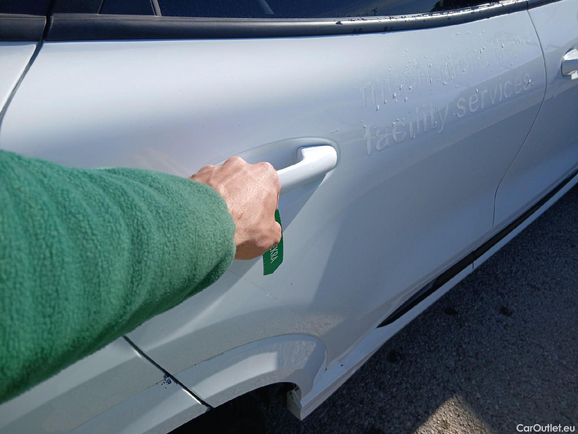  Ford  Puma FORD  / 2019 / 5P / todoterreno 1.0 EcoBoost 125cv ST-Line X MHEV #24