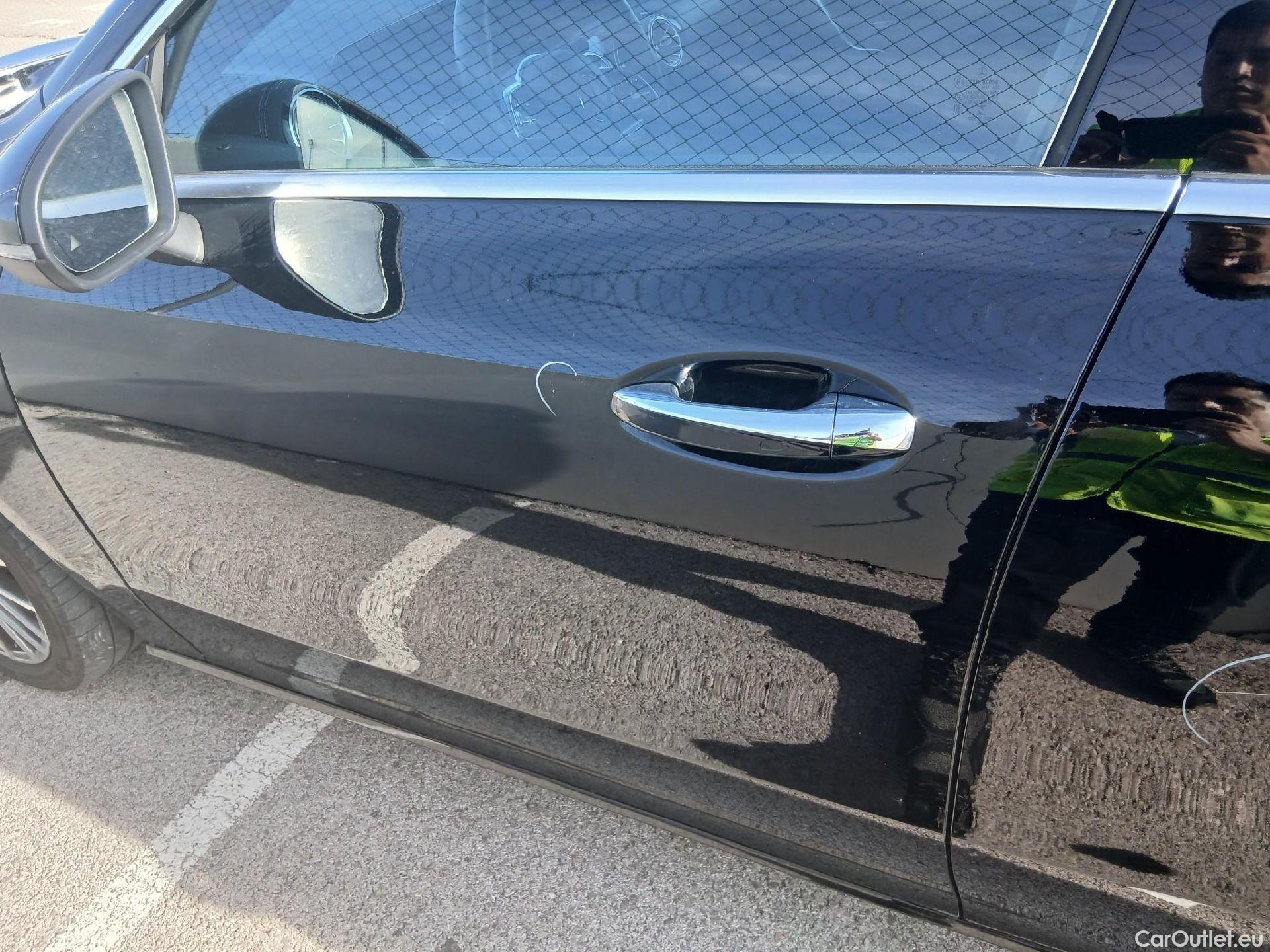  Mercedes  CLA-Klasse MERCEDES-BENZ CLA / 2019 / 5P / familiar CLA 200 D DCT Shooting Brake #11