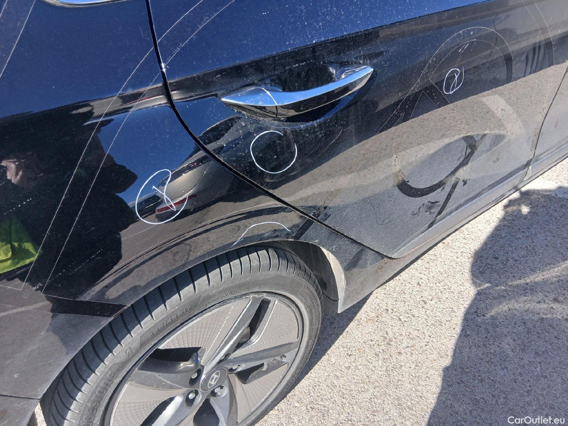  Hyundai   Ioniq HYUNDAI / 2019 / 5P / berlina con portón 1.6 GDI HEV Tecno DCT #31