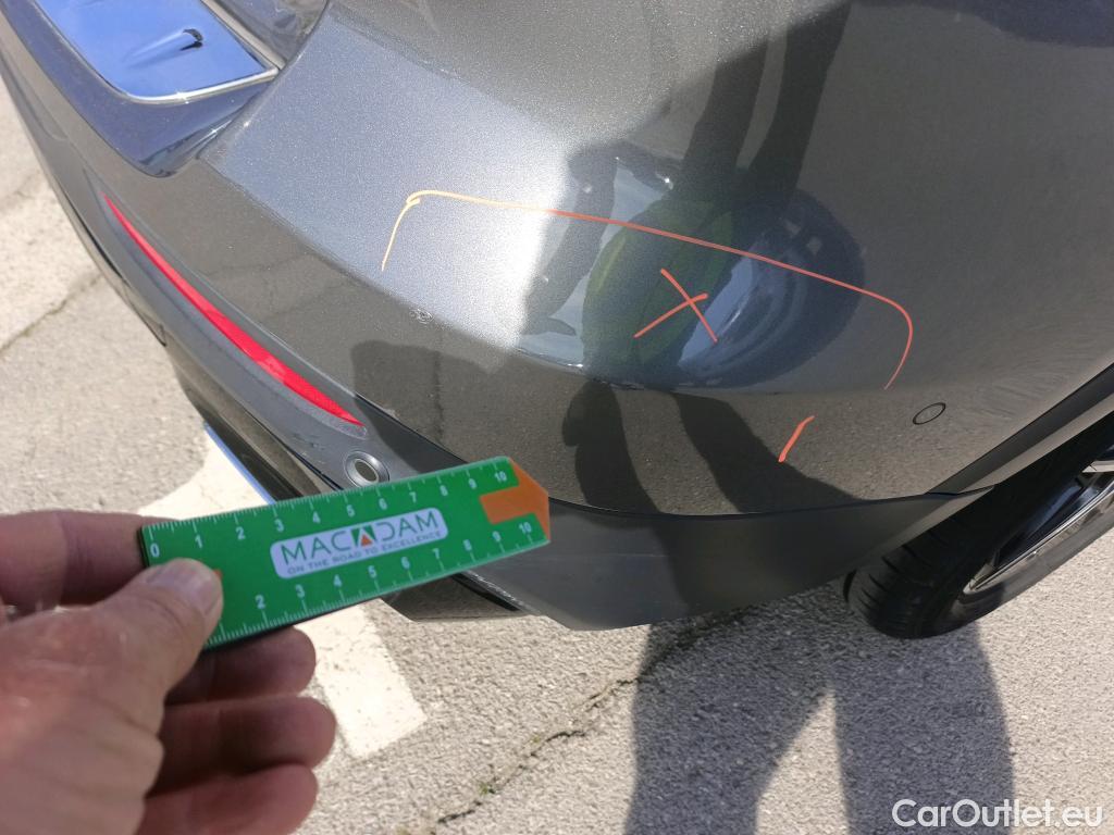  Mercedes  GLB MERCEDES-BENZ  / 2019 / 5P / todoterreno 1.3  200 DCT 120KW (163CV) #8