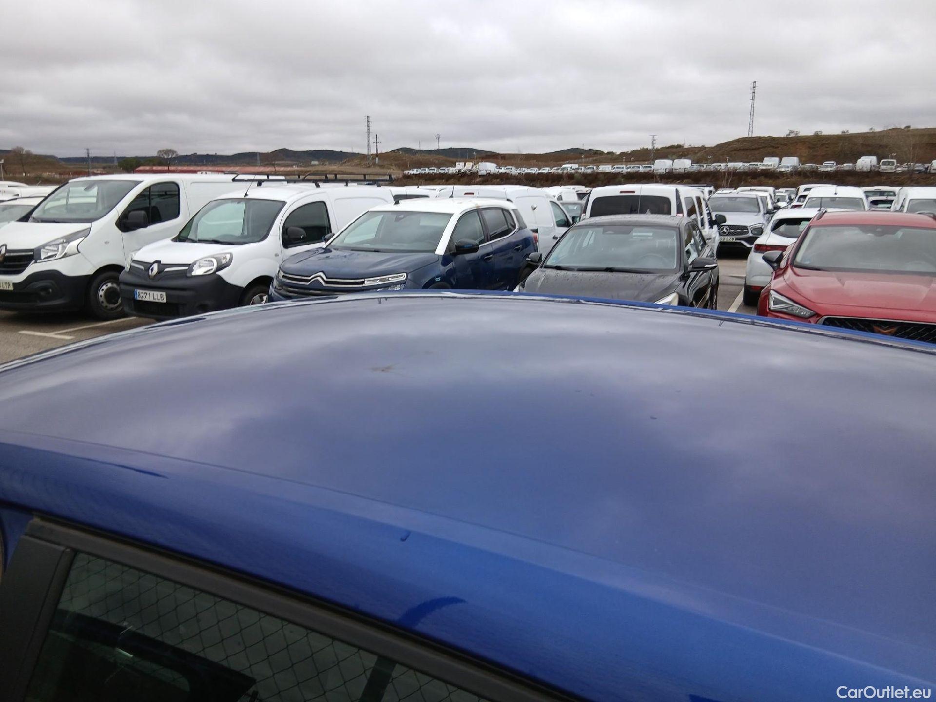  Renault  Captur RENAULT  / 2020 / 5P / todoterreno Intens TCe 90 #10