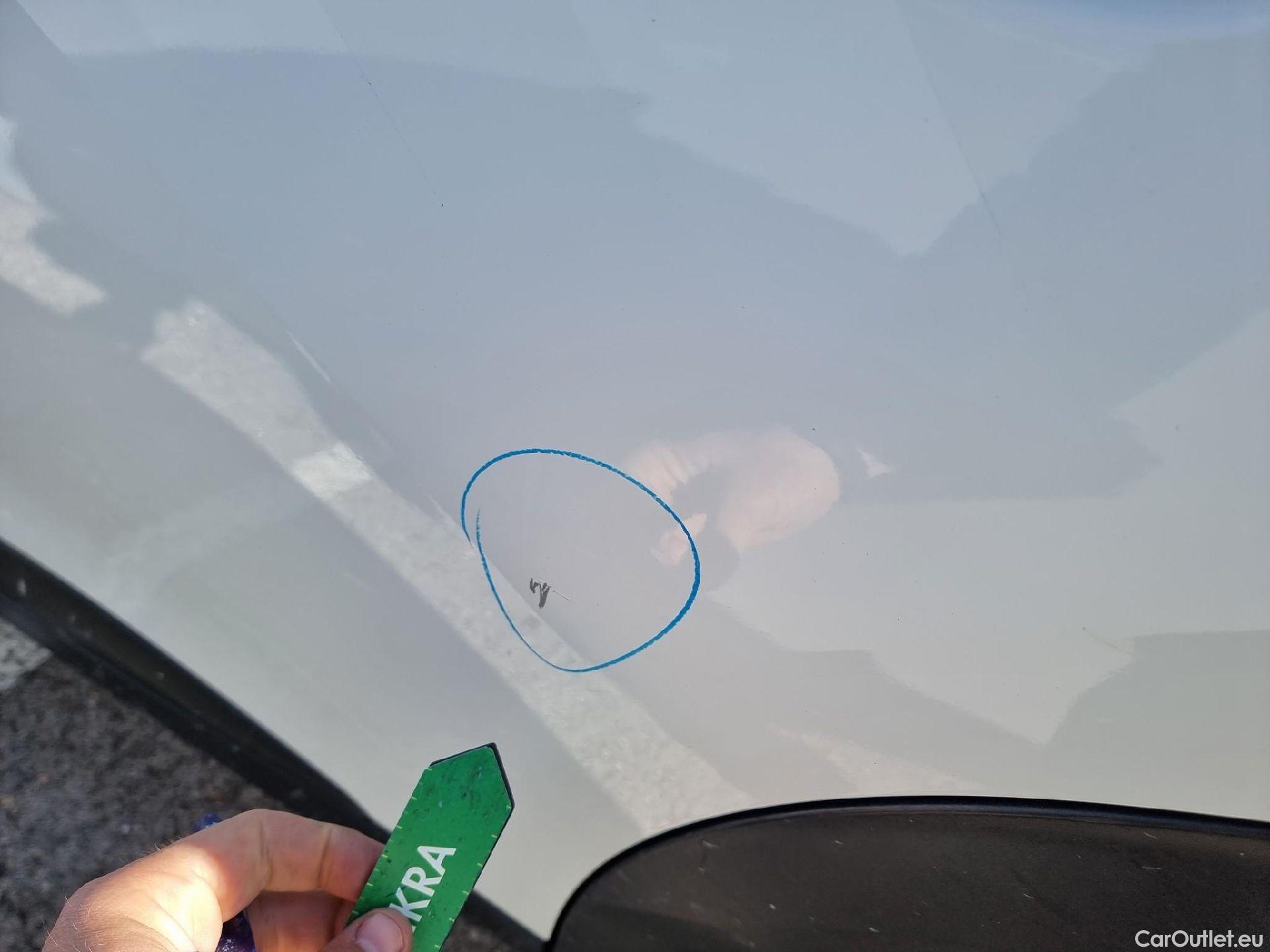  Peugeot  2008 PEUGEOT  / 2019 / 5P / todoterreno Active BlueHDI 81kW (110CV) #23