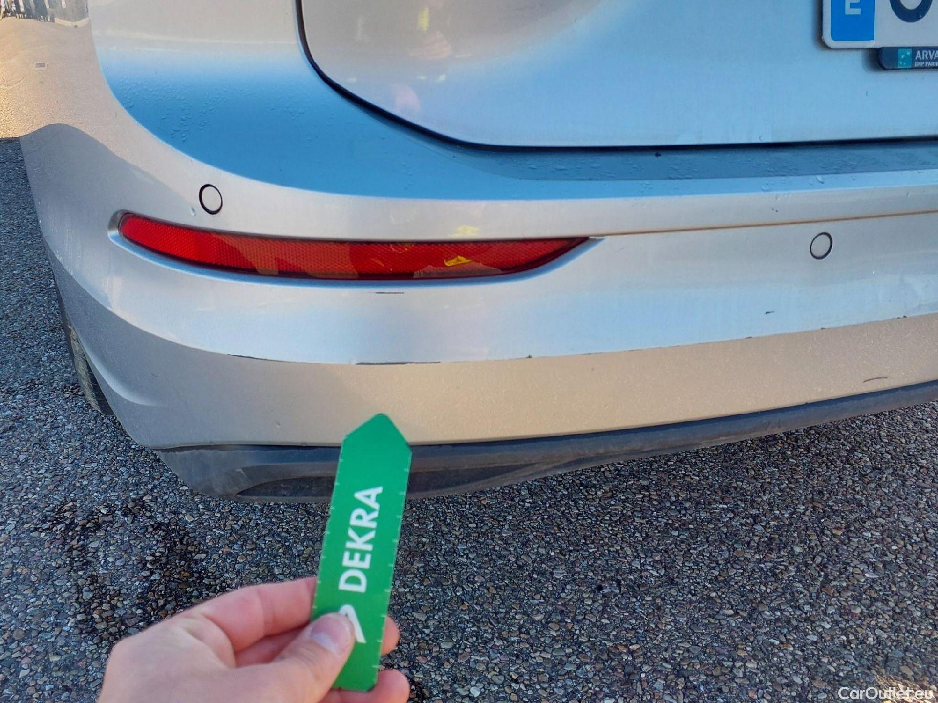  Volkswagen  Golf  VOLKSWAGEN / 2020 / 5P / familiar Life 1.0 eTSI 81kW (110CV) DSG Variant #12