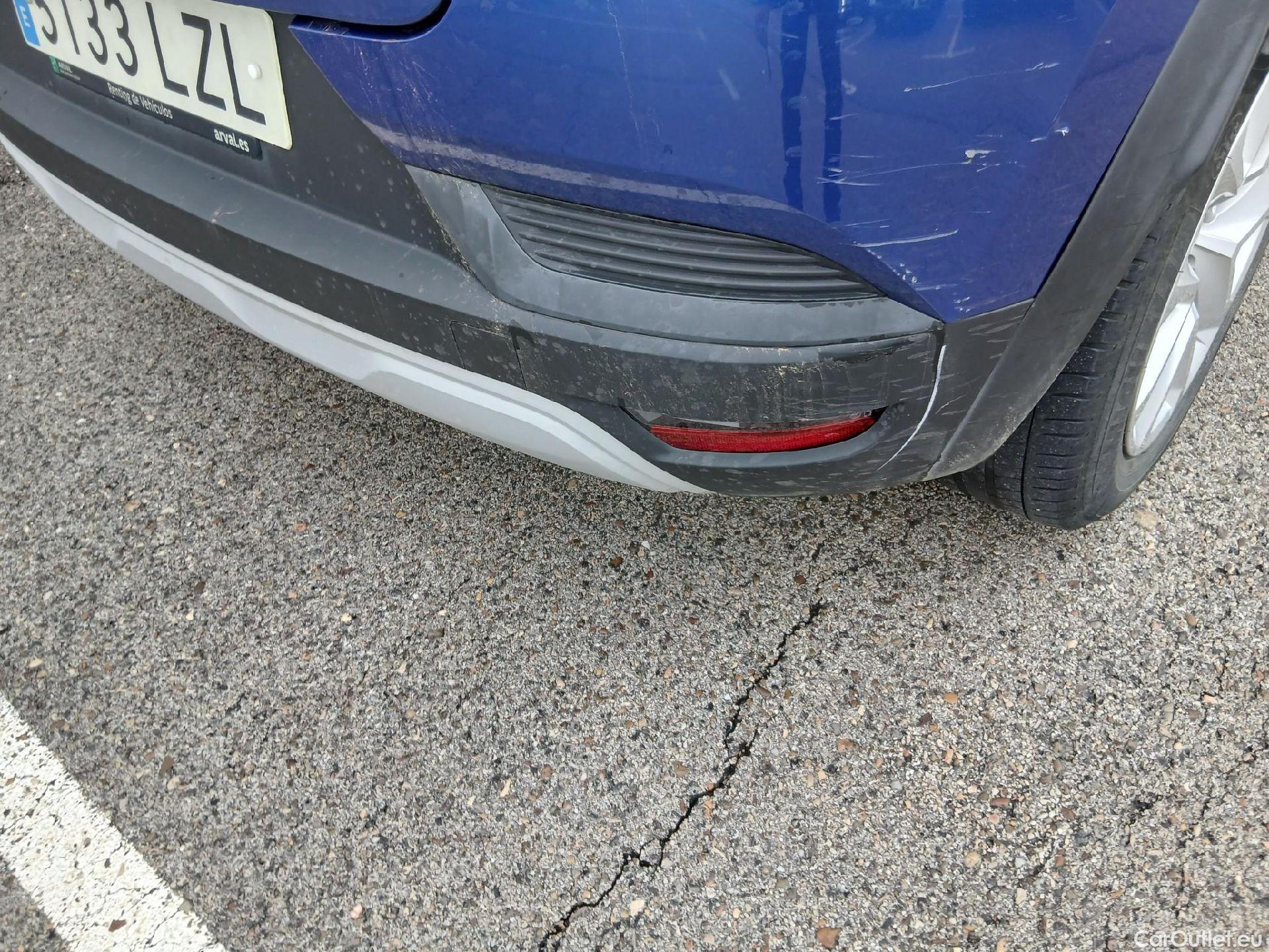  Renault  Captur RENAULT  / 2020 / 5P / todoterreno Intens TCe 90 #13