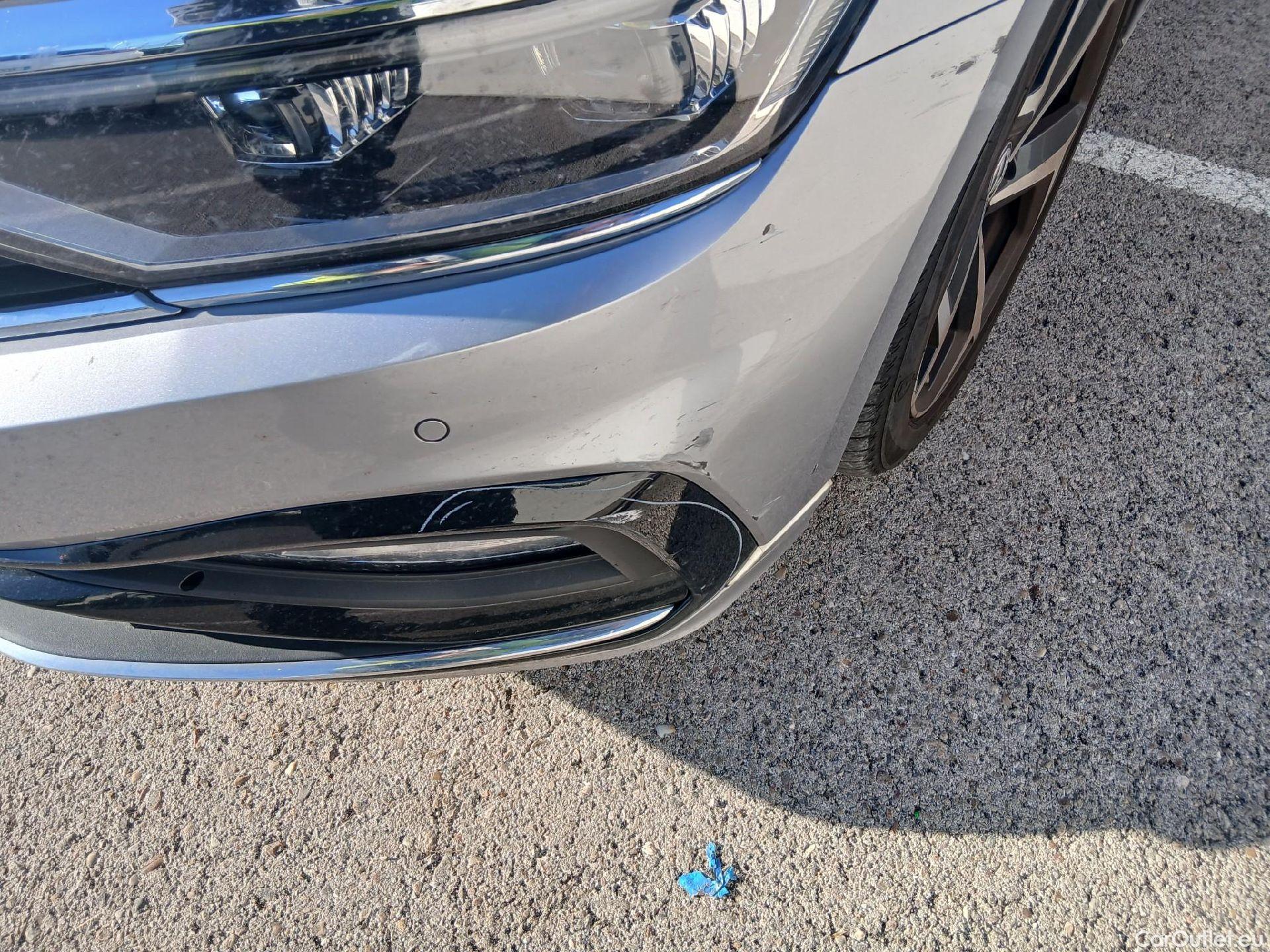  Volkswagen  Passat VOLKSWAGEN  / 2019 / 5P / familiar R-Line 2.0 TDI 140kW (190CV) DSG Variant #11