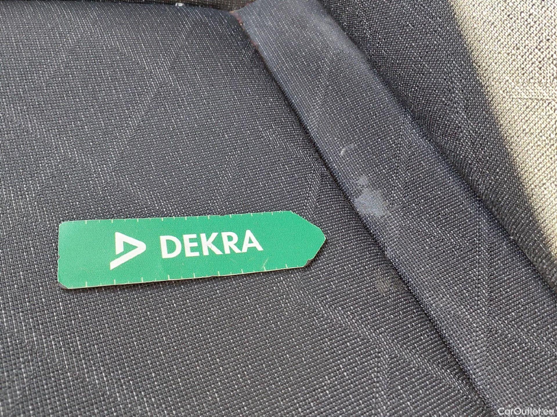  Volkswagen  Golf  VOLKSWAGEN / 2020 / 5P / familiar Life 1.0 eTSI 81kW (110CV) DSG Variant #7