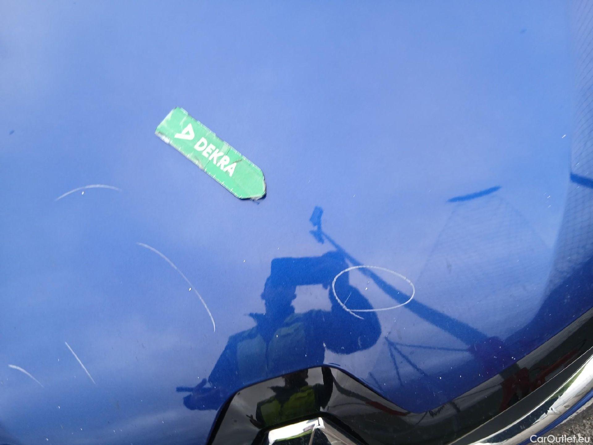  Renault  Captur RENAULT  / 2020 / 5P / todoterreno Intens TCe 90 #2