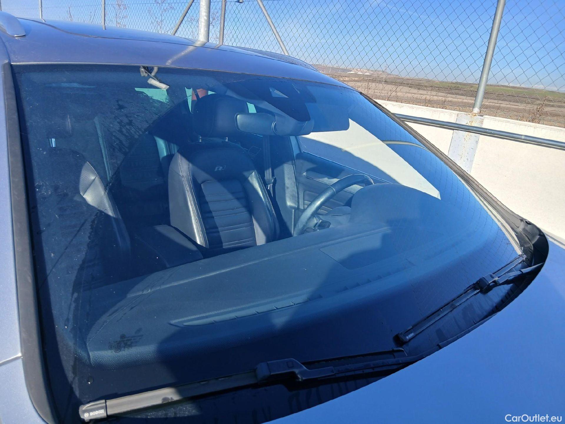  Volkswagen  Passat VOLKSWAGEN  / 2019 / 5P / familiar R-Line 2.0 TDI 140kW (190CV) DSG Variant #5