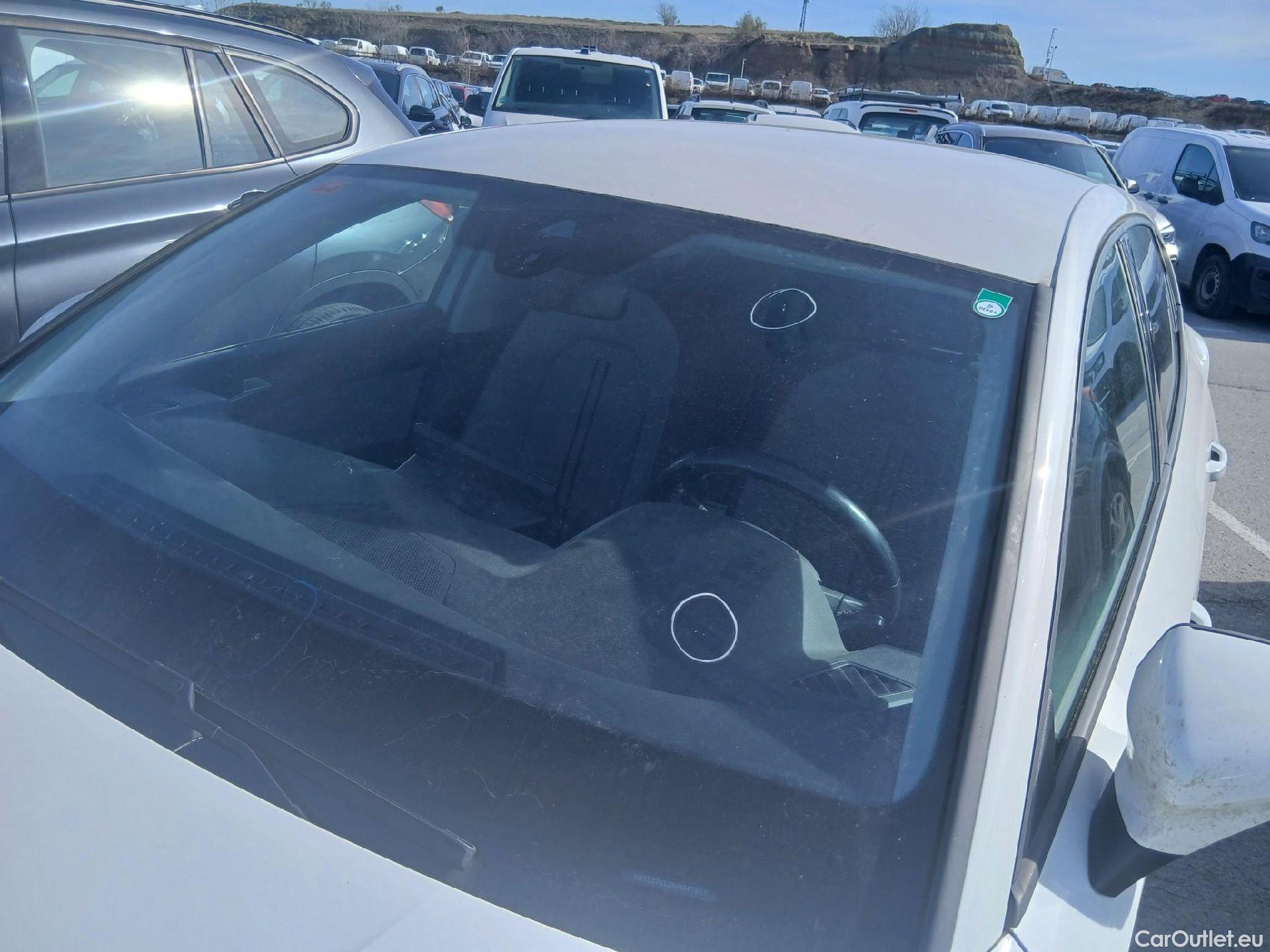  Land Rover  Discovery SEAT Nuevo León / 2020 / 5P / berlina con portón 2.0 TDI 85kW S&S Style Go(SP) #13