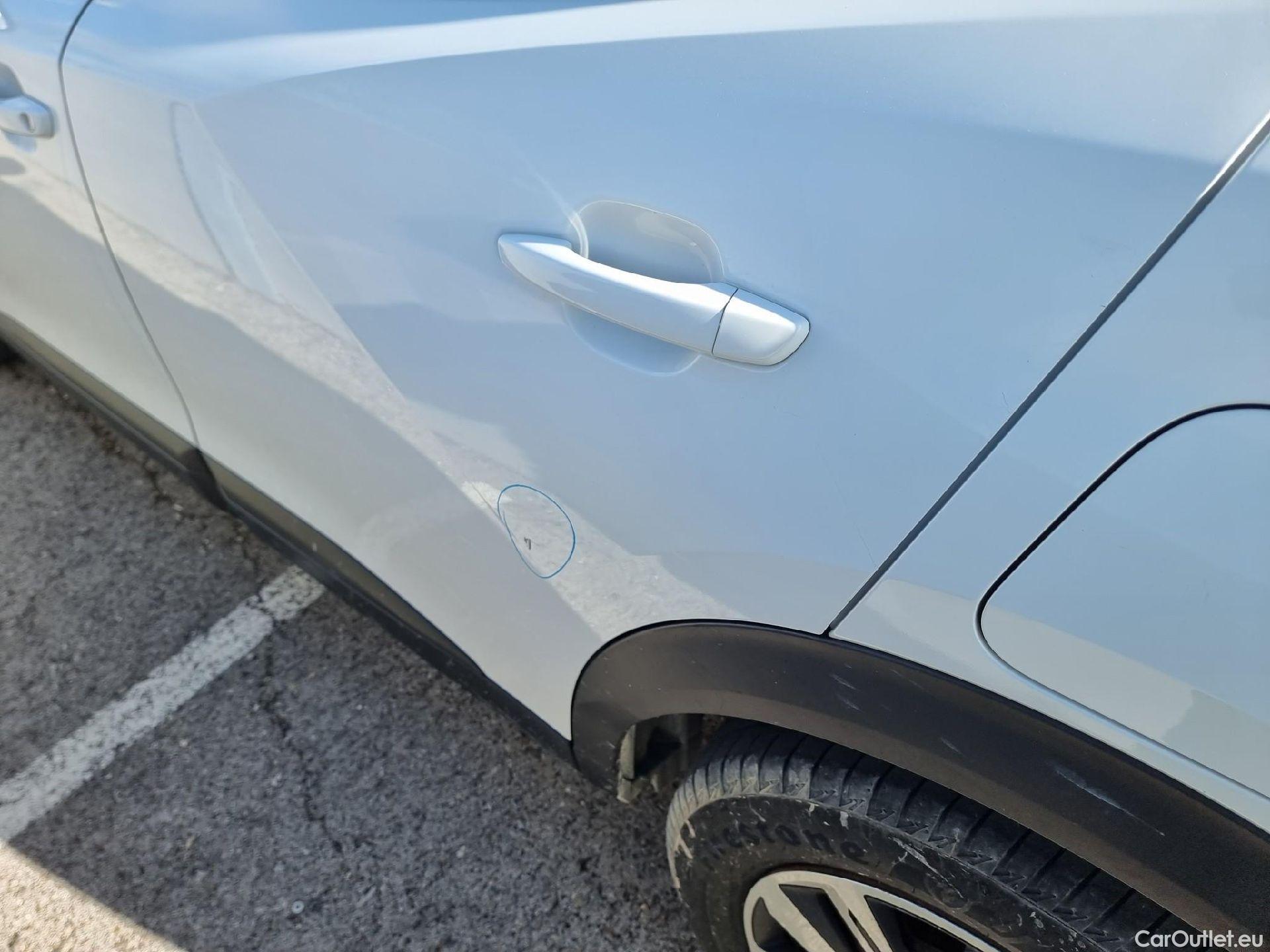  Peugeot  2008 PEUGEOT  / 2019 / 5P / todoterreno Active BlueHDI 81kW (110CV) #22