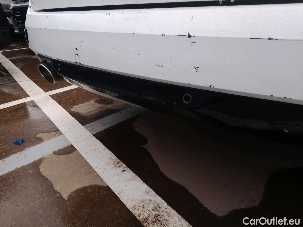  Renault  Megane RENAULT Mégane / 2015 / 5P / familiar Sp. Tourer Zen En. dCi 81kW (110CV) #21