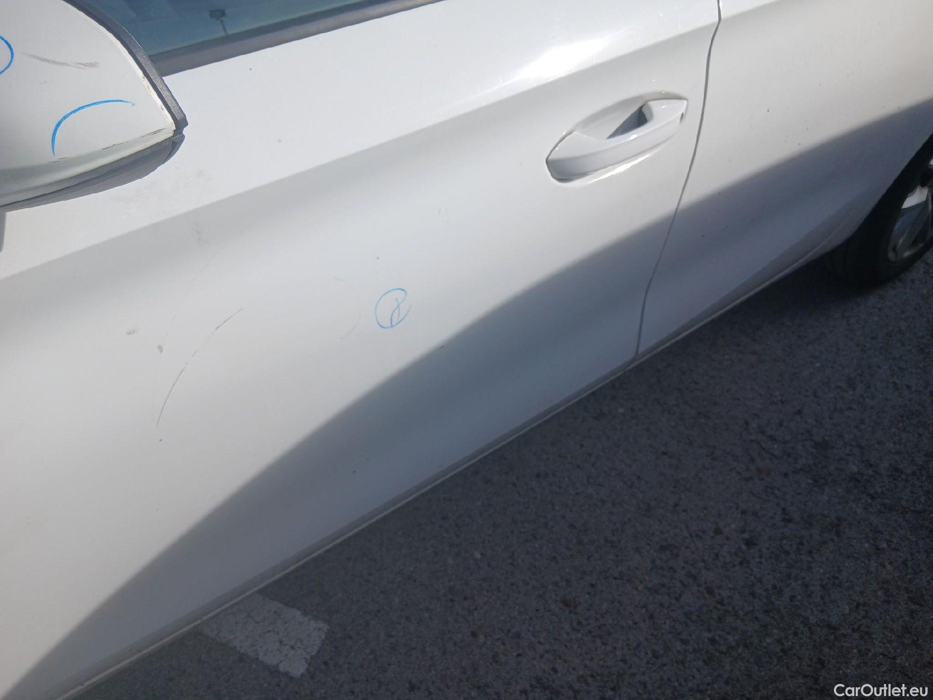  Land Rover  Discovery SEAT Nuevo León / 2020 / 5P / berlina con portón 2.0 TDI 85kW S&S Style Go(SP) #19