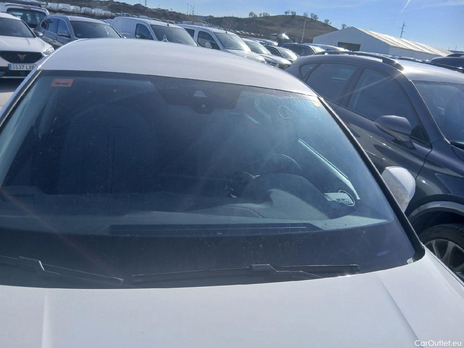  Land Rover  Discovery SEAT Nuevo León / 2020 / 5P / berlina con portón 2.0 TDI 85kW S&S Style Go(SP) #11