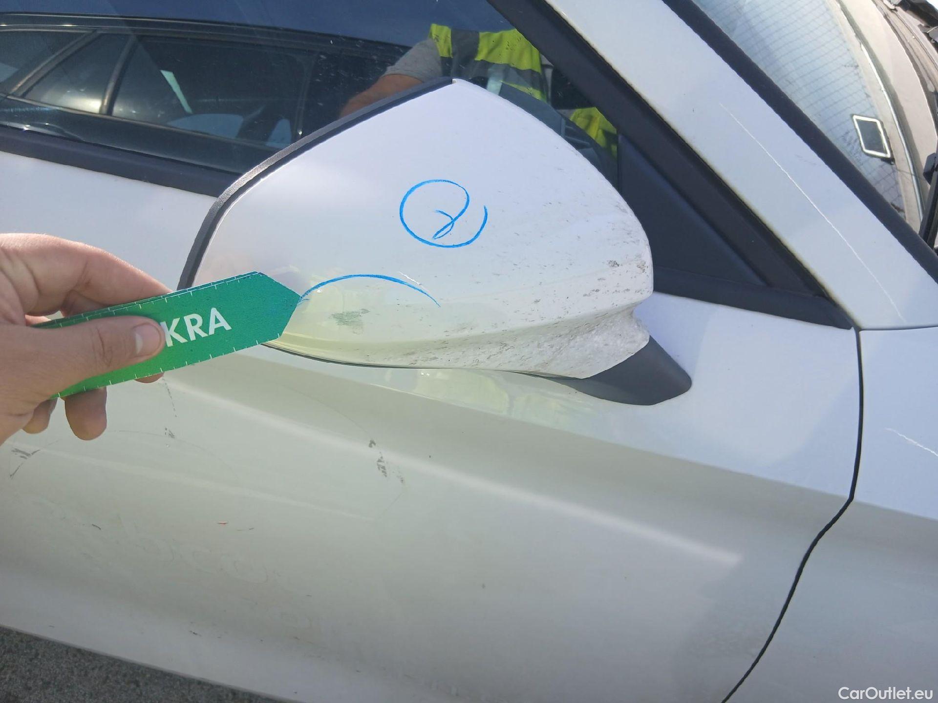  Land Rover  Discovery SEAT Nuevo León / 2020 / 5P / berlina con portón 2.0 TDI 85kW S&S Style Go(SP) #33