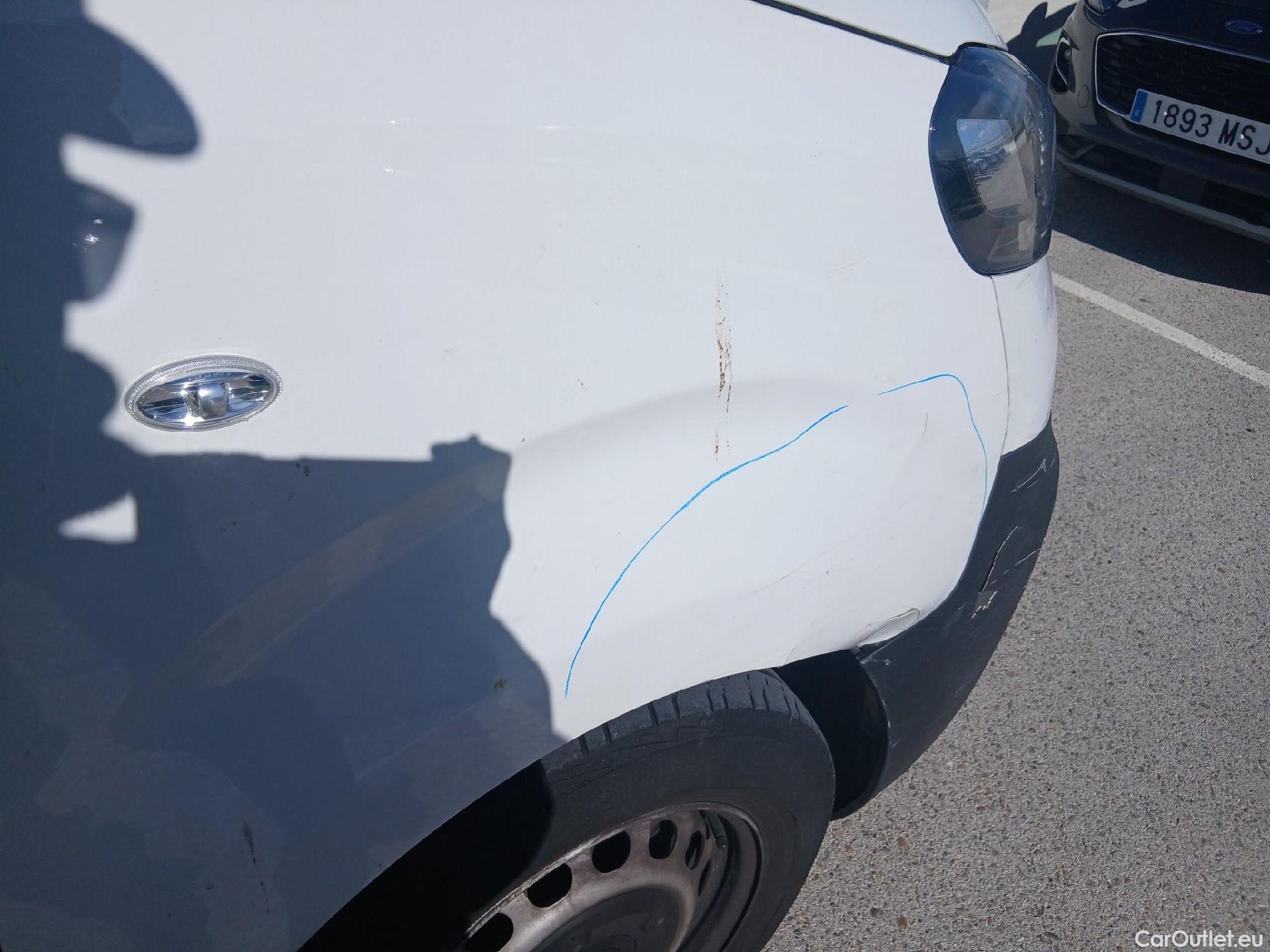  Land Rover  Discovery FIAT Scudo / 2021 / 4P / furgón Furgón L2 100cv MT5 (AC) #38