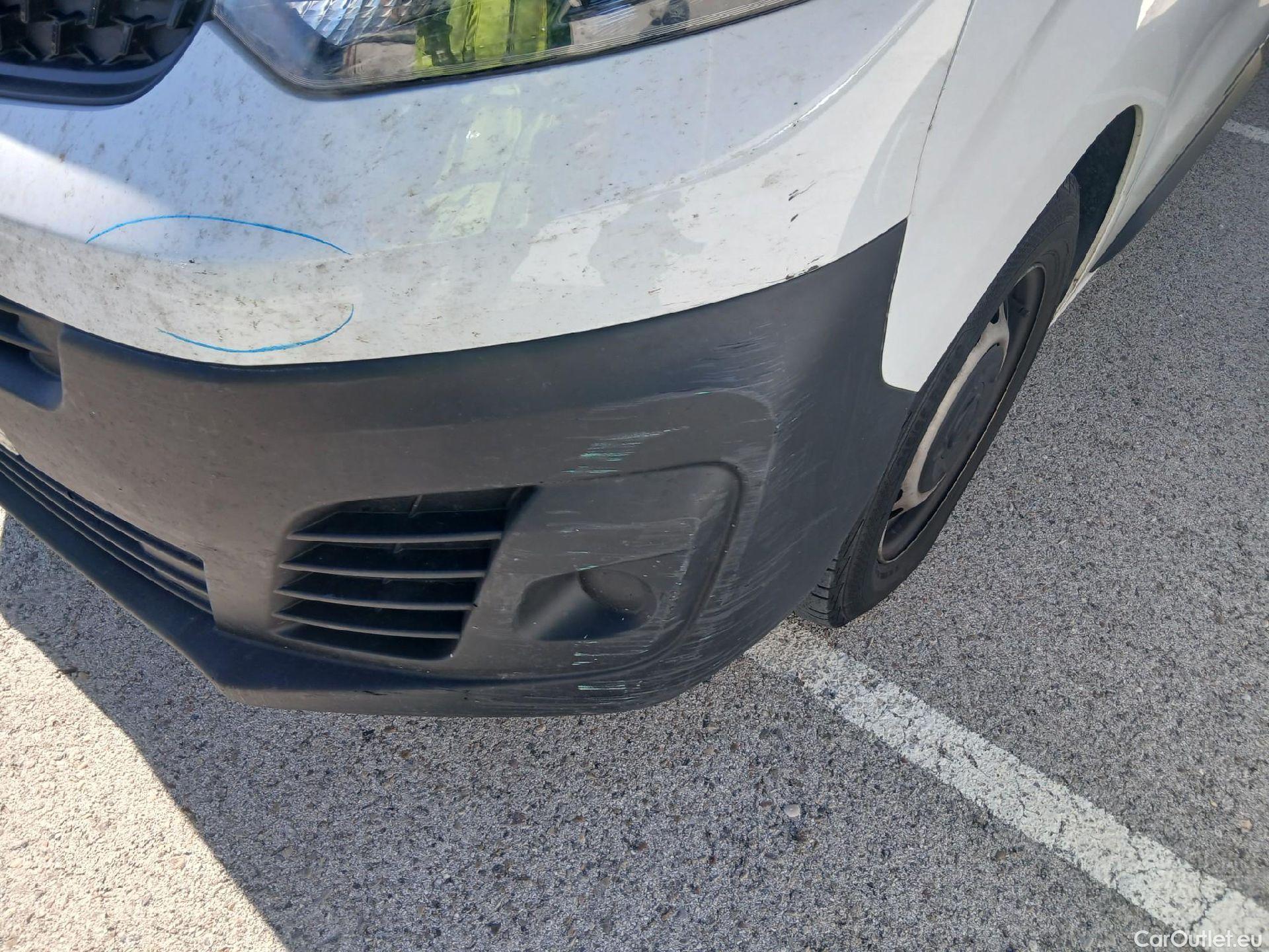  Land Rover  Discovery FIAT Scudo / 2021 / 4P / furgón Furgón L2 100cv MT5 (AC) #11