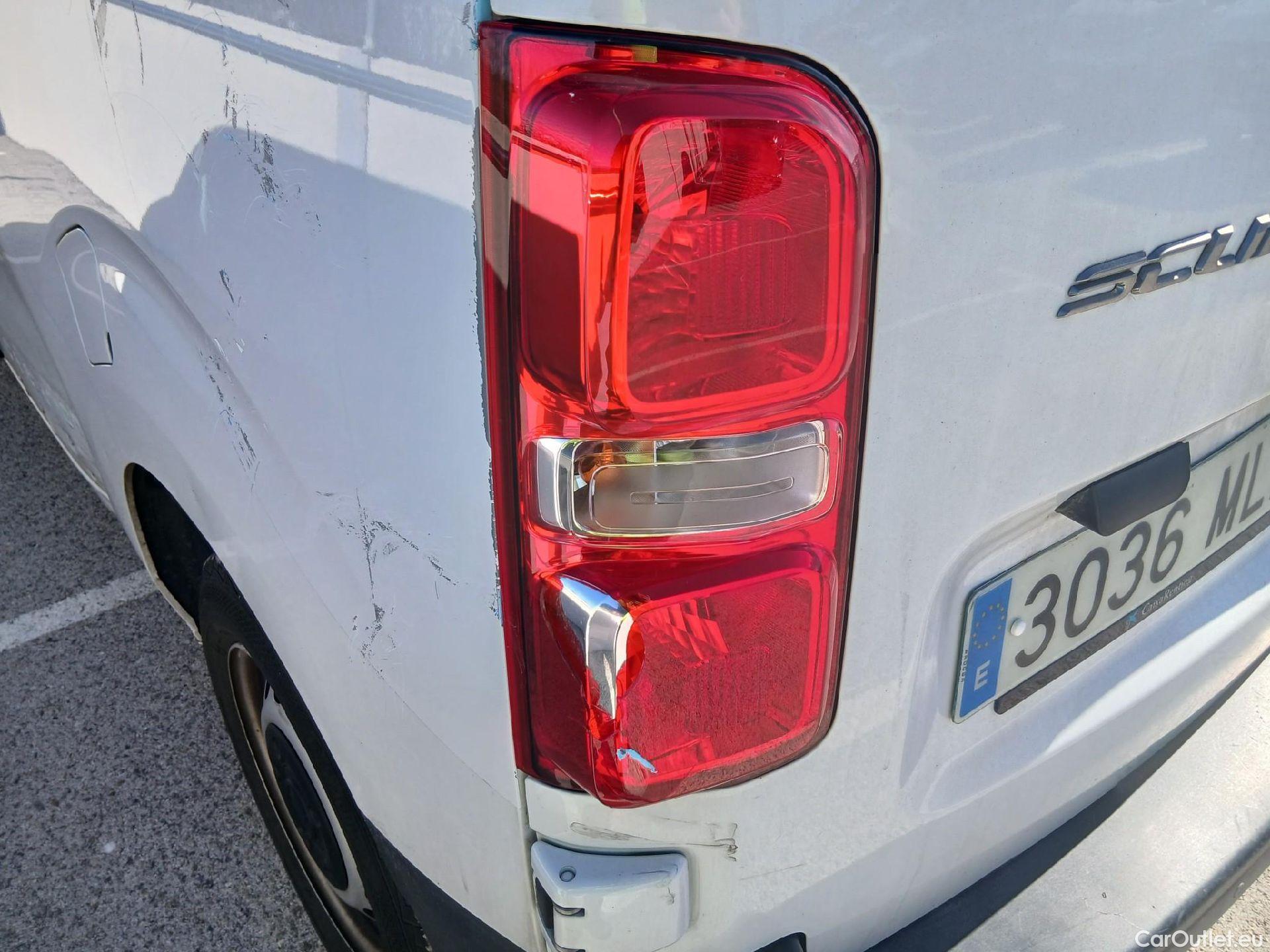  Land Rover  Discovery FIAT Scudo / 2021 / 4P / furgón Furgón L2 100cv MT5 (AC) #19