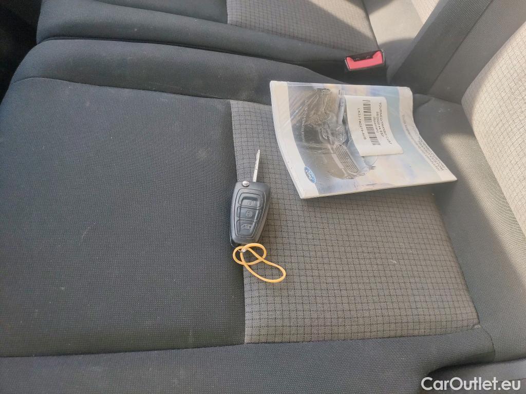  Ford  Transit FORD  Custom / 2012 / 4P / combi Kombi 2.0 TDCI 77kW 320 L1 Ambiente #31