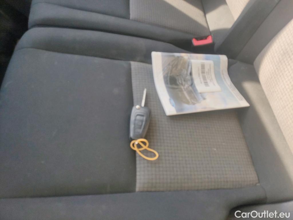  Ford  Transit FORD  Custom / 2012 / 4P / combi Kombi 2.0 TDCI 77kW 320 L1 Ambiente #1