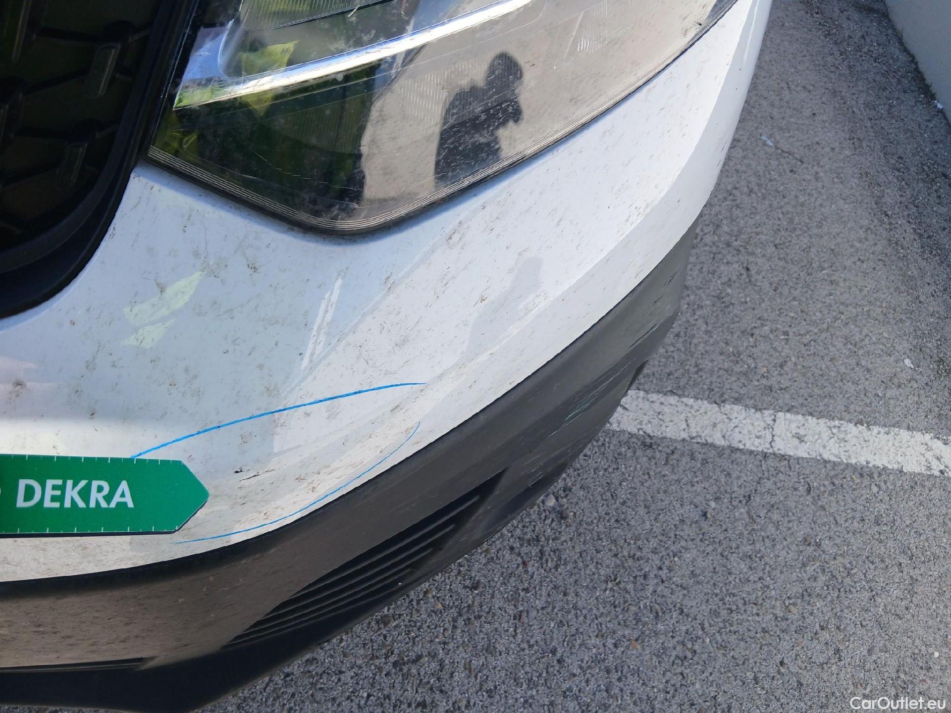  Land Rover  Discovery FIAT Scudo / 2021 / 4P / furgón Furgón L2 100cv MT5 (AC) #10