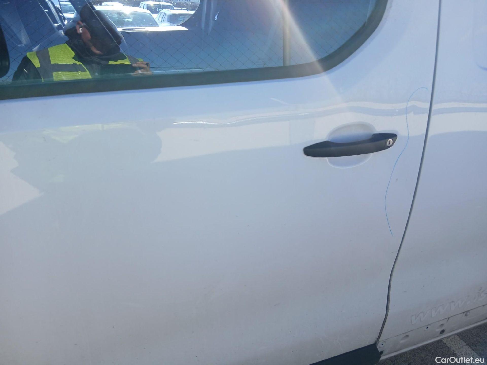  Land Rover  Discovery FIAT Scudo / 2021 / 4P / furgón Furgón L2 100cv MT5 (AC) #14