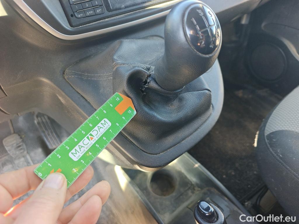  Renault  Kangoo RENAULT  Furgón/2013/4P/furgón derivado de turismo Profesional Maxi 2p dCi 66 kW (90 CV) #50