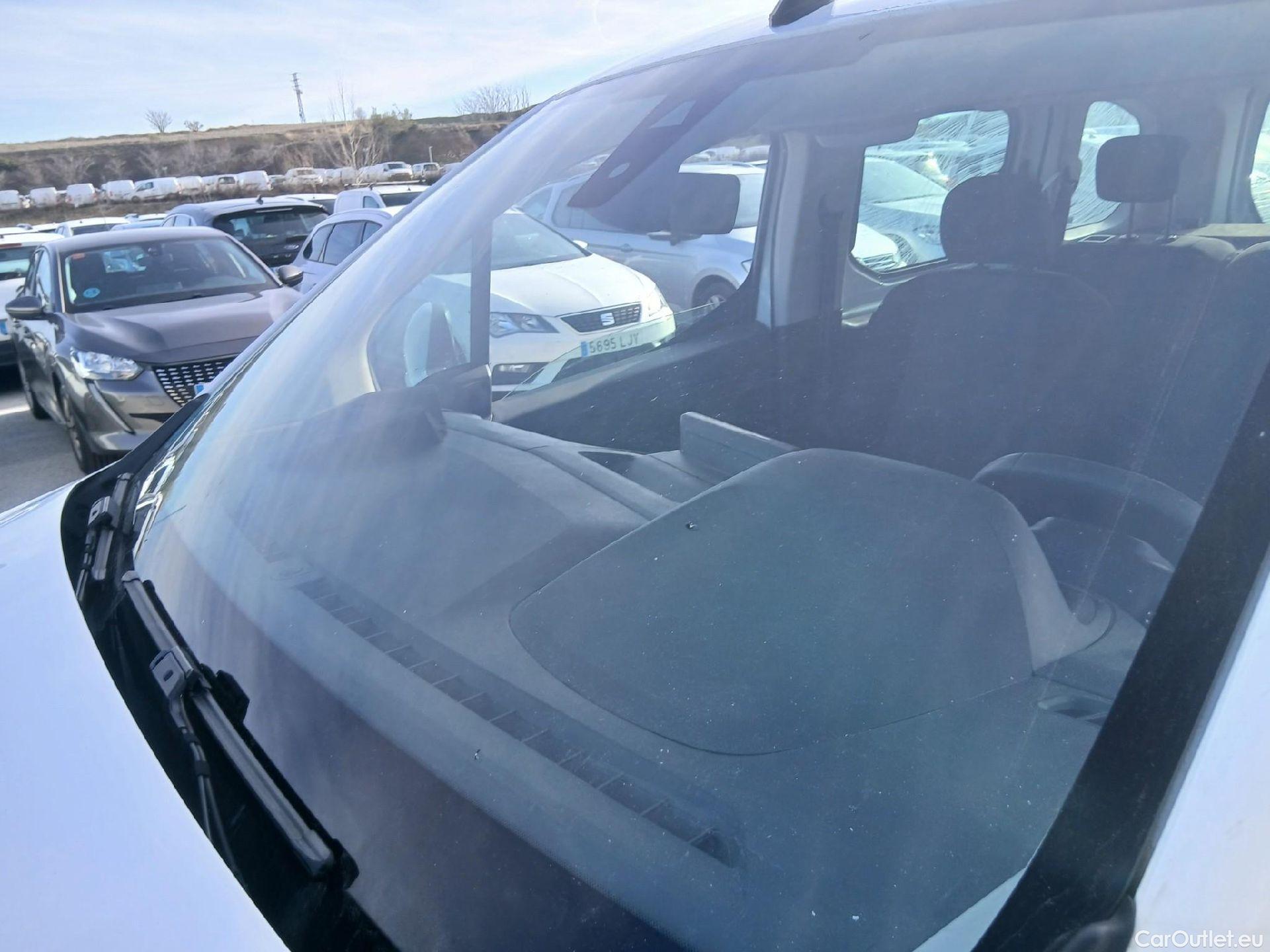  Peugeot  RIFTER PEUGEOT  / 2018 / 4P / combi Active Standard BlueHDi 73kW (IND) #8