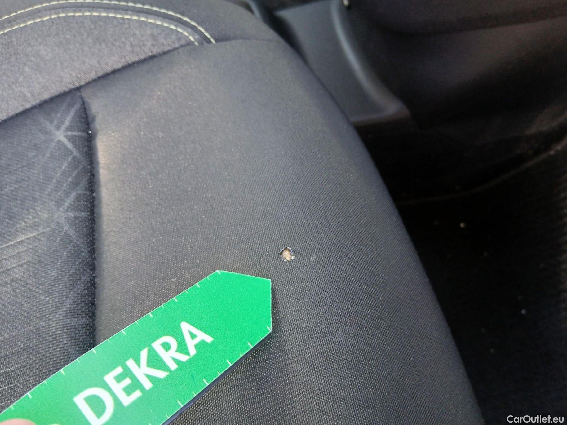  Peugeot  RIFTER PEUGEOT  / 2018 / 5P / monovolumen compacto Active Standard BlueHDi 73kW #39