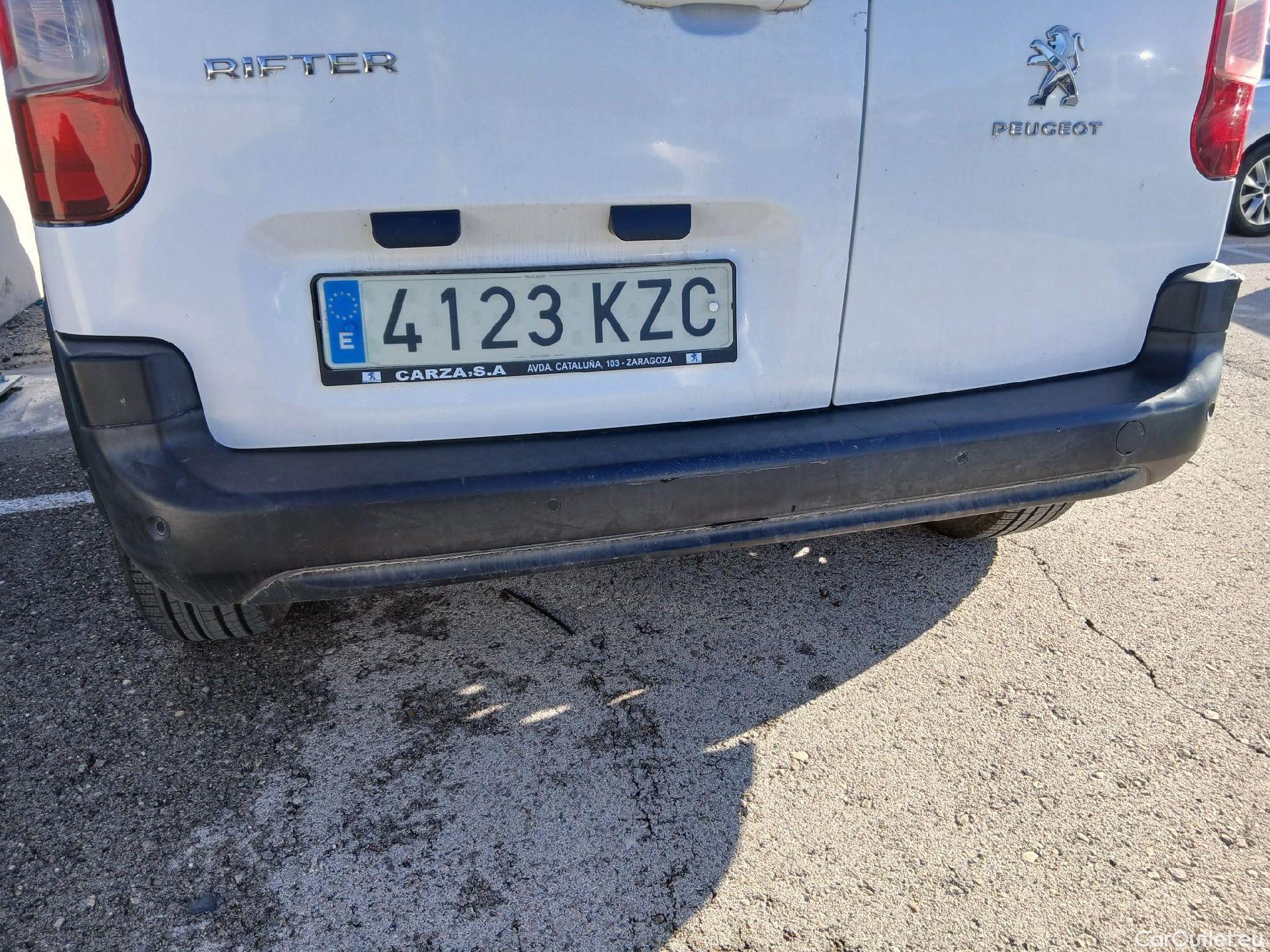  Peugeot  RIFTER PEUGEOT  / 2018 / 5P / monovolumen compacto Active Standard BlueHDi 73kW #24