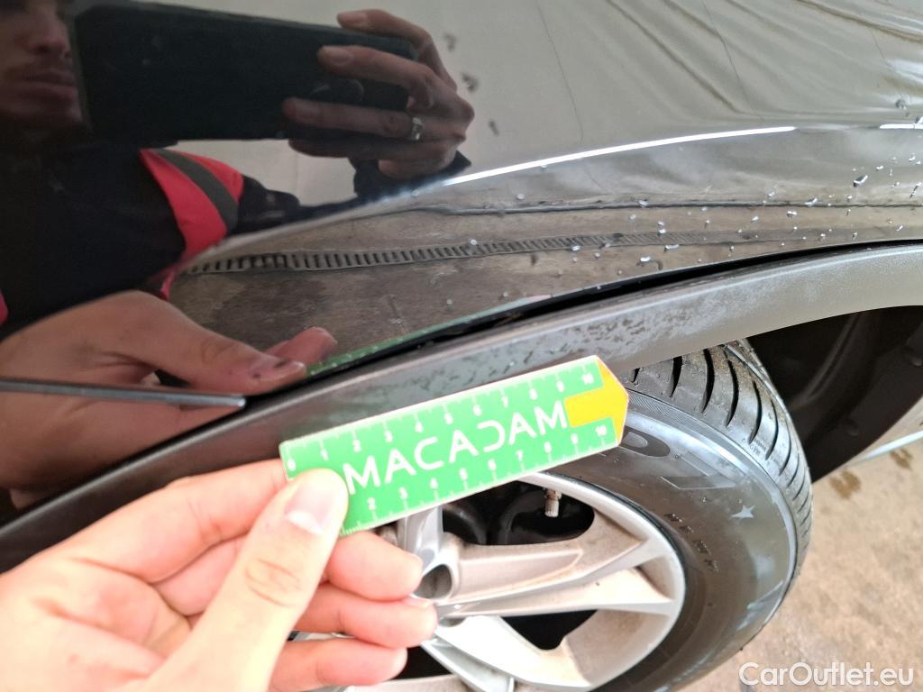  Bmw  X3  sDrive 18d Business Design 2.0 150CV BVA8 E6d #15