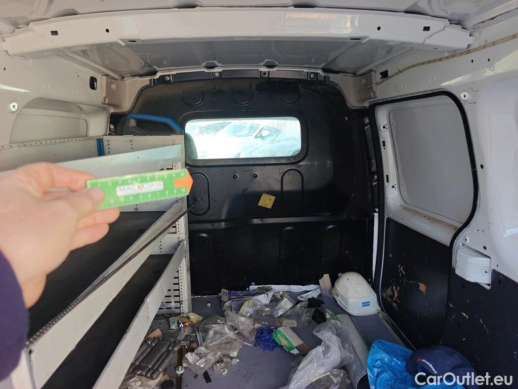  Renault  Kangoo RENAULT  Furgón/2013/4P/furgón derivado de turismo Profesional Maxi 2p dCi 66 kW (90 CV) #31