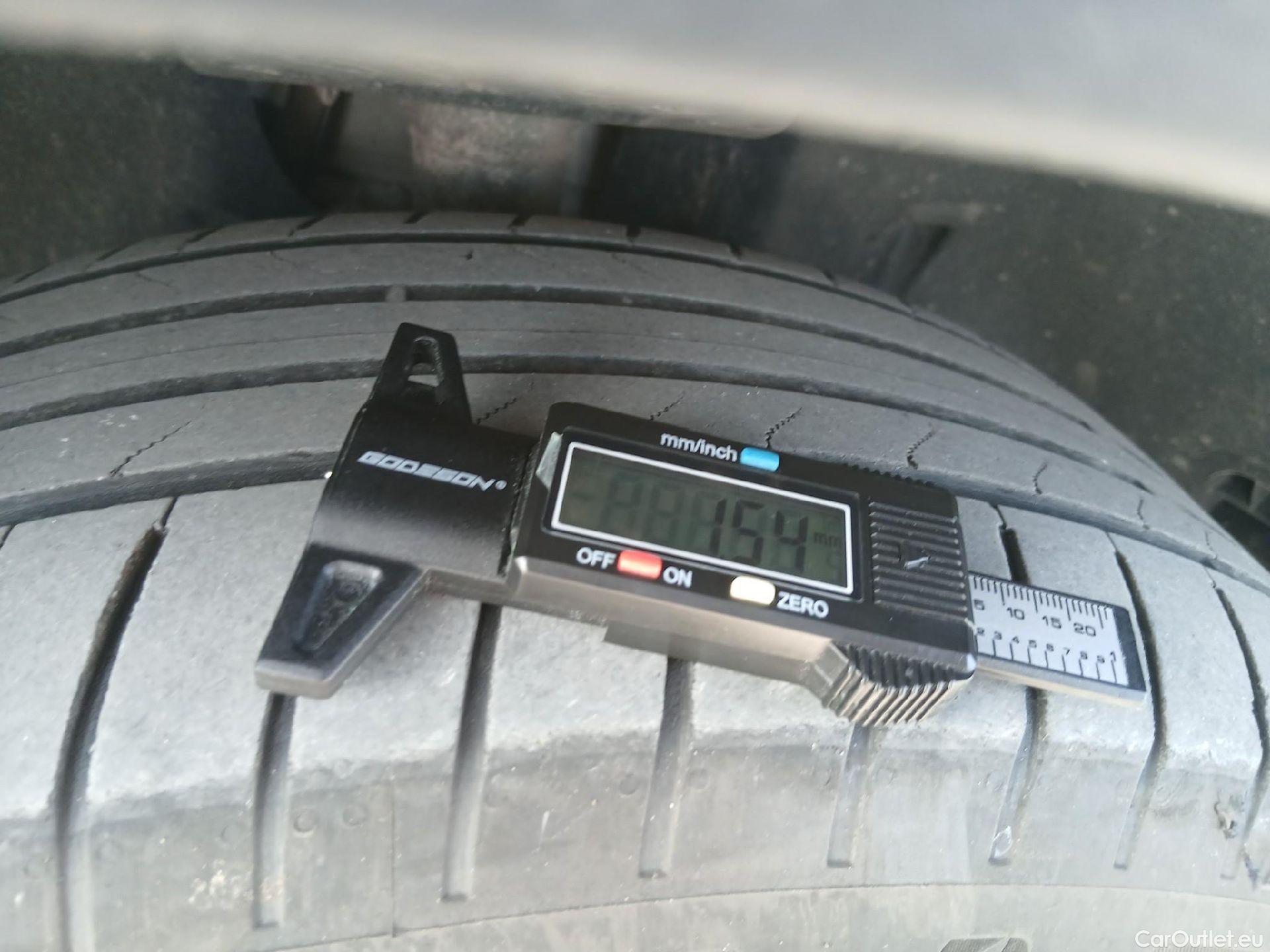  Peugeot  RIFTER PEUGEOT  / 2018 / 4P / combi Active Standard BlueHDi 73kW (IND) #4