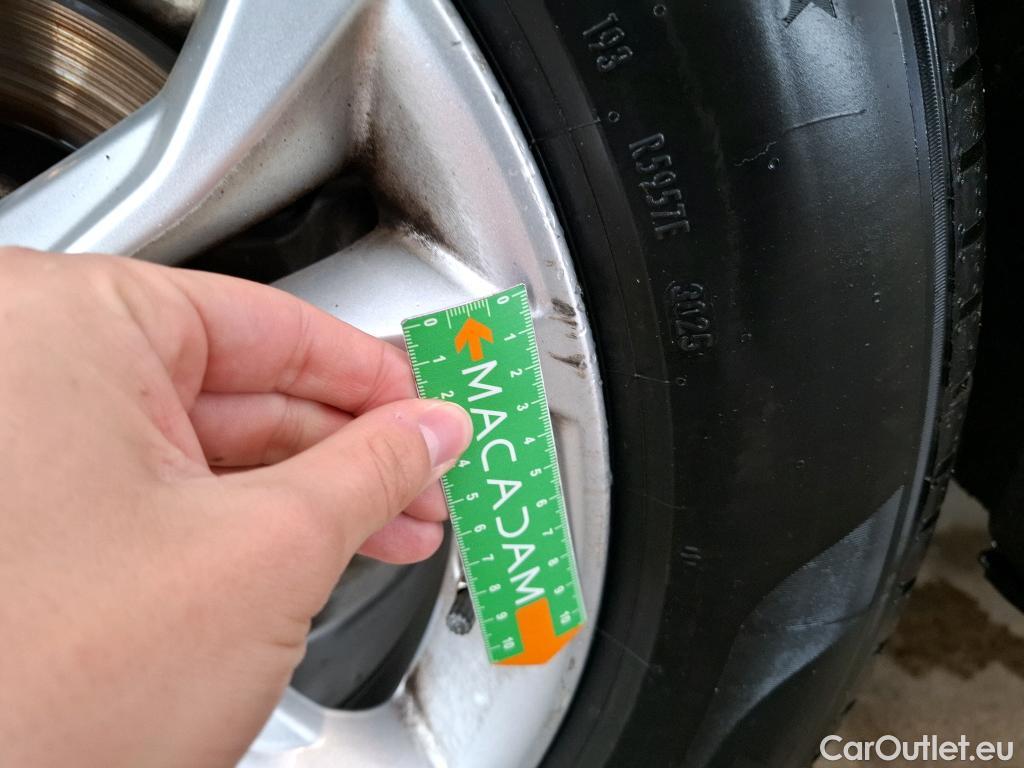  Bmw  X3  sDrive 18d Business Design 2.0 150CV BVA8 E6d #34