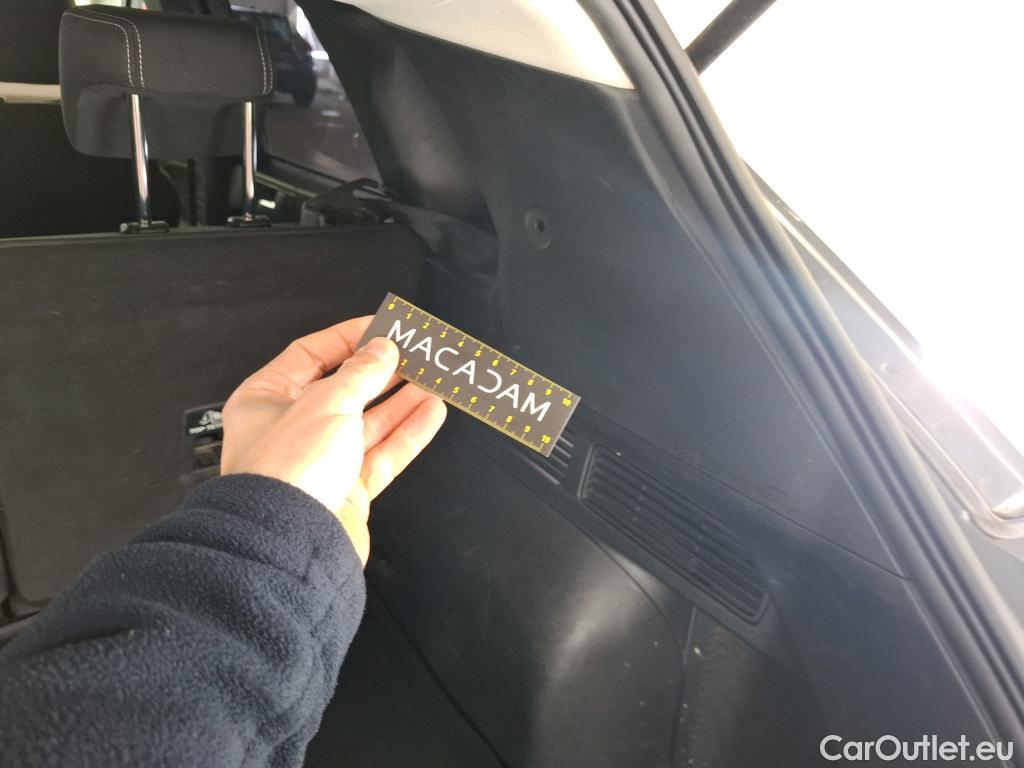  Ford  Kuga FORD  / 2019 / 5P / SUV 2.5 Dur 225 hybrid PHEV Pshift Titanium #35