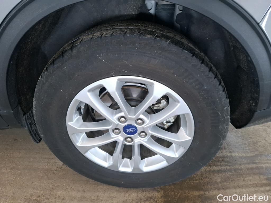  Ford  Kuga FORD  / 2019 / 5P / SUV 2.5 Dur 225 hybrid PHEV Pshift Titanium #29