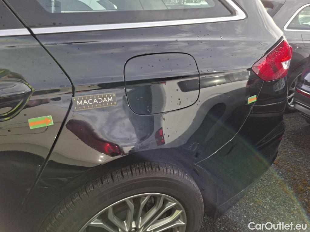  Ford  Mondeo FORD  SW / 2019 / 5P / Break SW 2.0 EcoBlue 150 auto Titanium Busines #8