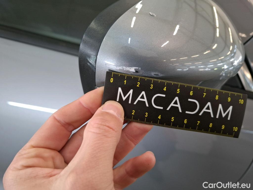  Ford  Kuga FORD  / 2019 / 5P / SUV 2.5 Dur 225 hybrid PHEV Pshift Titanium #44