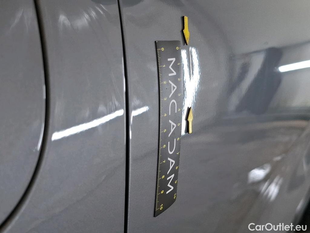  Ford  Kuga FORD  / 2019 / 5P / SUV 2.5 Dur 225 hybrid PHEV Pshift Titanium #26