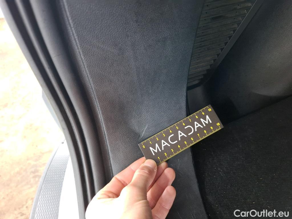  Ford  Kuga FORD  / 2019 / 5P / SUV 2.5 Dur 225 hybrid PHEV Pshift Titanium #20