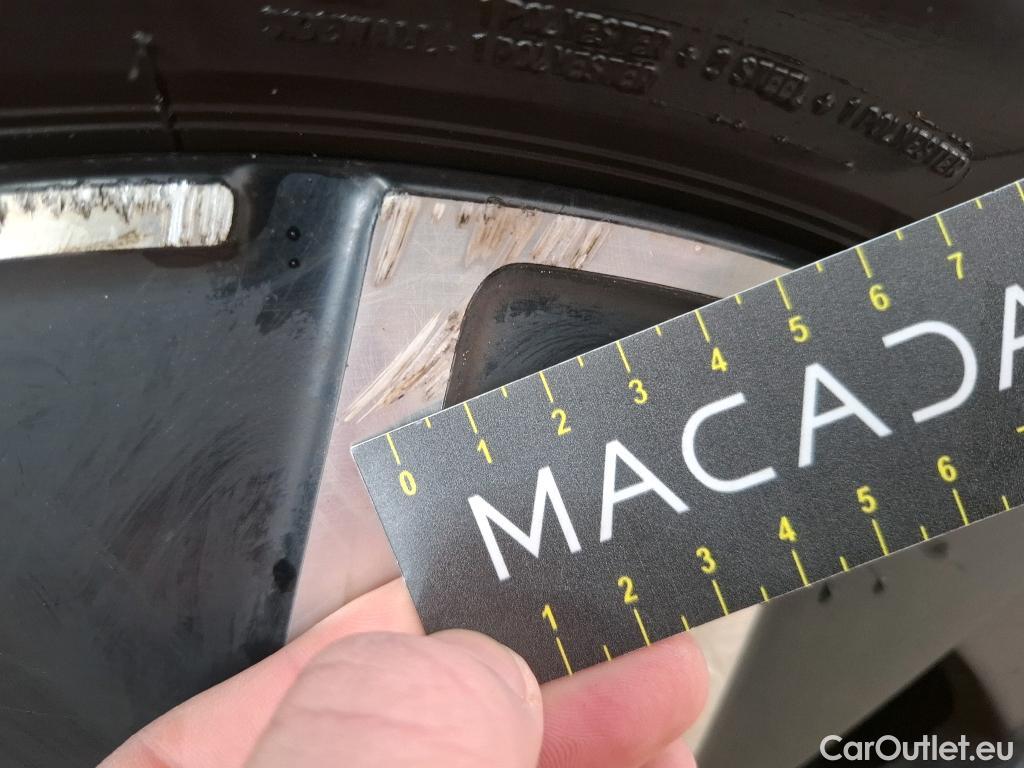  Mercedes  GLA MERCEDES-BENZ  / 2020 / 5P / SUV 2.0  200 D BUSINESS LINE DCT #43