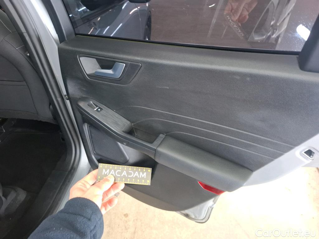  Ford  Kuga FORD  / 2019 / 5P / SUV 2.5 Dur 225 hybrid PHEV Pshift Titanium #8