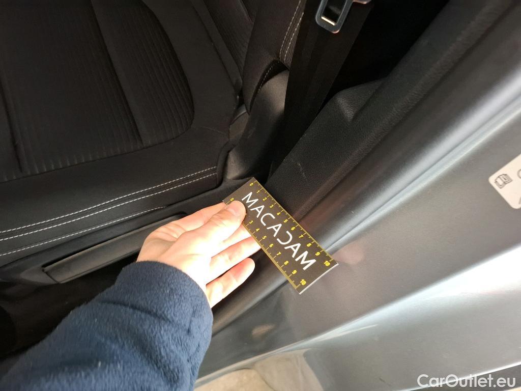  Ford  Kuga FORD  / 2019 / 5P / SUV 2.5 Dur 225 hybrid PHEV Pshift Titanium #37