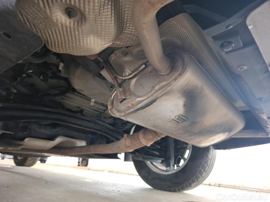  Ford  Kuga FORD  / 2019 / 5P / SUV 2.5 Dur 225 hybrid PHEV Pshift Titanium #28