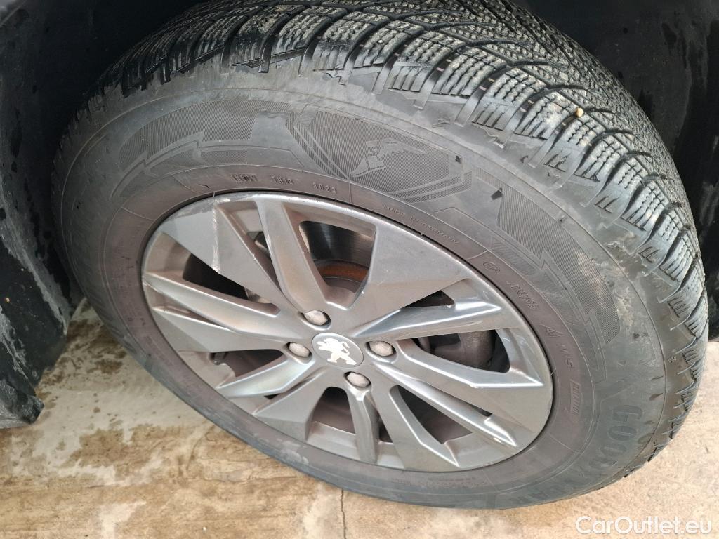  Peugeot  2008  Active Pack 1.5 HDi 110CV BVM6 E6d #10